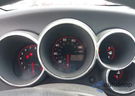 2005 Toyota Matrix z USA, uszkodzony, nr VIN 2T1KR32E45C346459